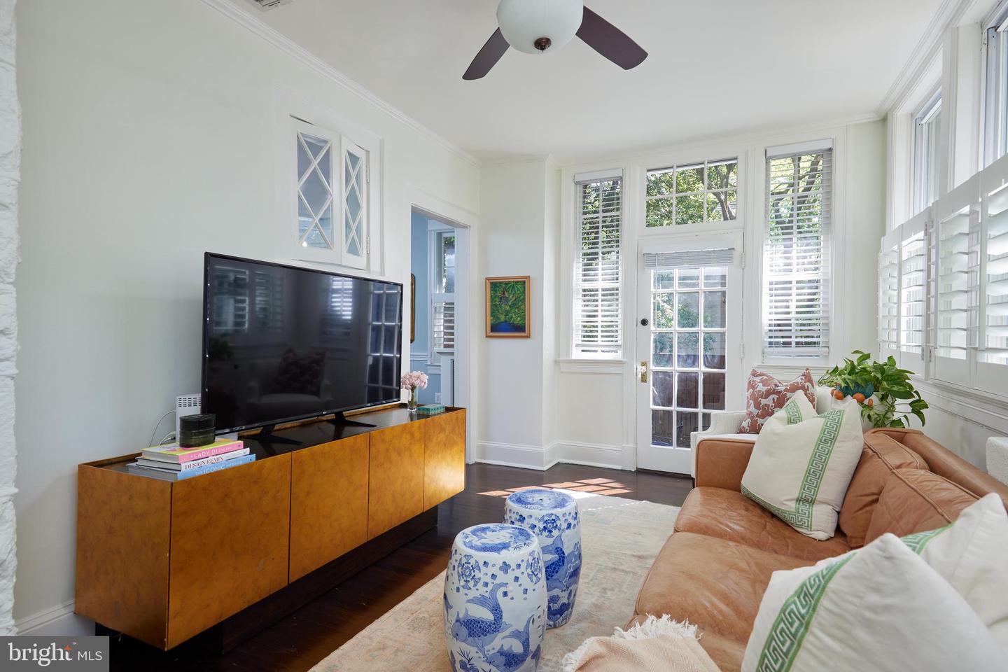2401 TUNLAW RD NW, WASHINGTON, District Of Columbia 20007, 4 Bedrooms Bedrooms, ,2 BathroomsBathrooms,Residential,For sale,2401 TUNLAW RD NW,DCDC2197052 MLS # DCDC2197052