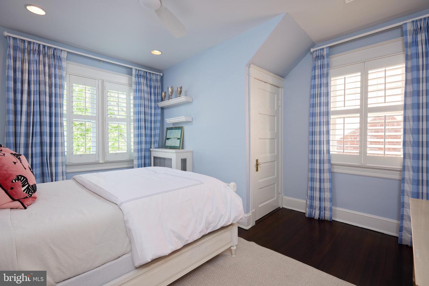 2401 TUNLAW RD NW, WASHINGTON, District Of Columbia 20007, 4 Bedrooms Bedrooms, ,2 BathroomsBathrooms,Residential,For sale,2401 TUNLAW RD NW,DCDC2197052 MLS # DCDC2197052