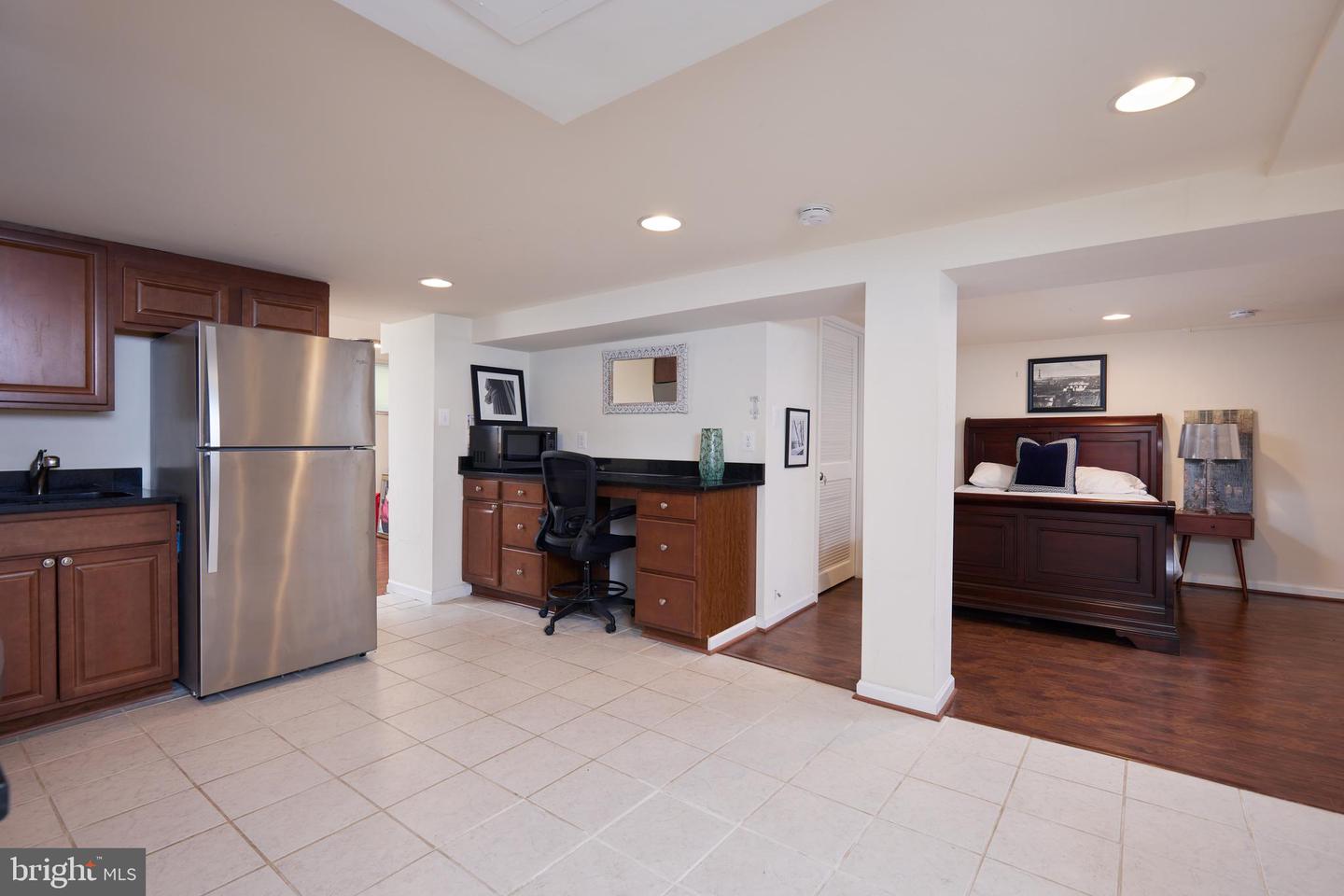 2401 TUNLAW RD NW, WASHINGTON, District Of Columbia 20007, 4 Bedrooms Bedrooms, ,2 BathroomsBathrooms,Residential,For sale,2401 TUNLAW RD NW,DCDC2197052 MLS # DCDC2197052