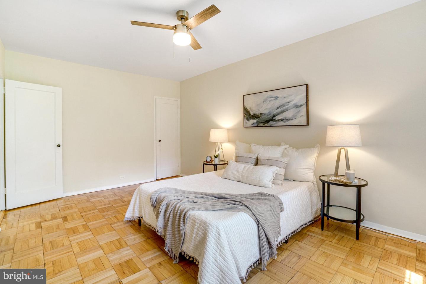 3736 GUNSTON RD, ALEXANDRIA, Virginia 22302, 2 Bedrooms Bedrooms, ,1 BathroomBathrooms,Residential,For sale,3736 GUNSTON RD,VAAX2044488 MLS # VAAX2044488