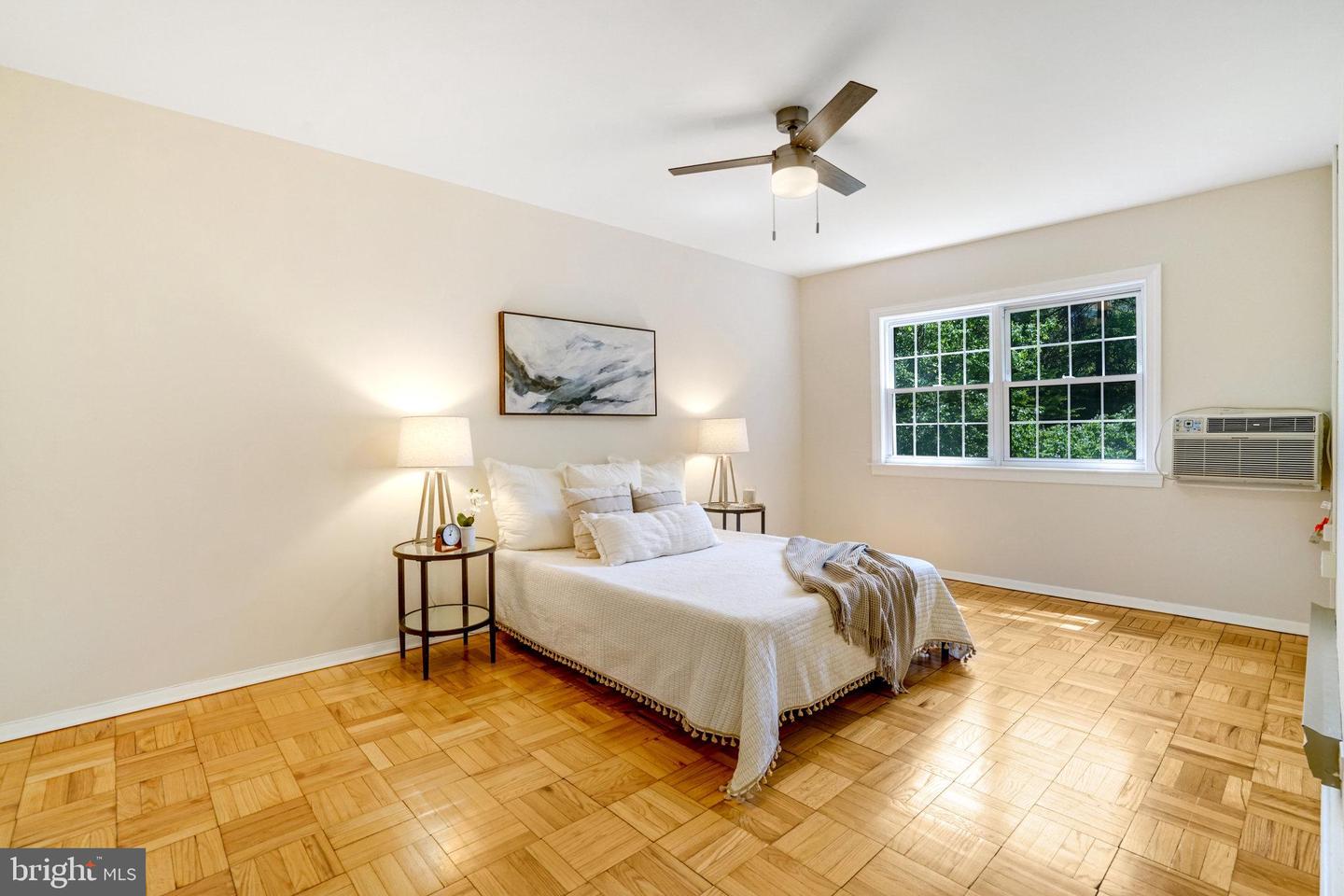 3736 GUNSTON RD, ALEXANDRIA, Virginia 22302, 2 Bedrooms Bedrooms, ,1 BathroomBathrooms,Residential,For sale,3736 GUNSTON RD,VAAX2044488 MLS # VAAX2044488