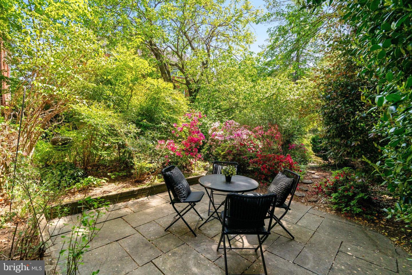 3736 GUNSTON RD, ALEXANDRIA, Virginia 22302, 2 Bedrooms Bedrooms, ,1 BathroomBathrooms,Residential,For sale,3736 GUNSTON RD,VAAX2044488 MLS # VAAX2044488