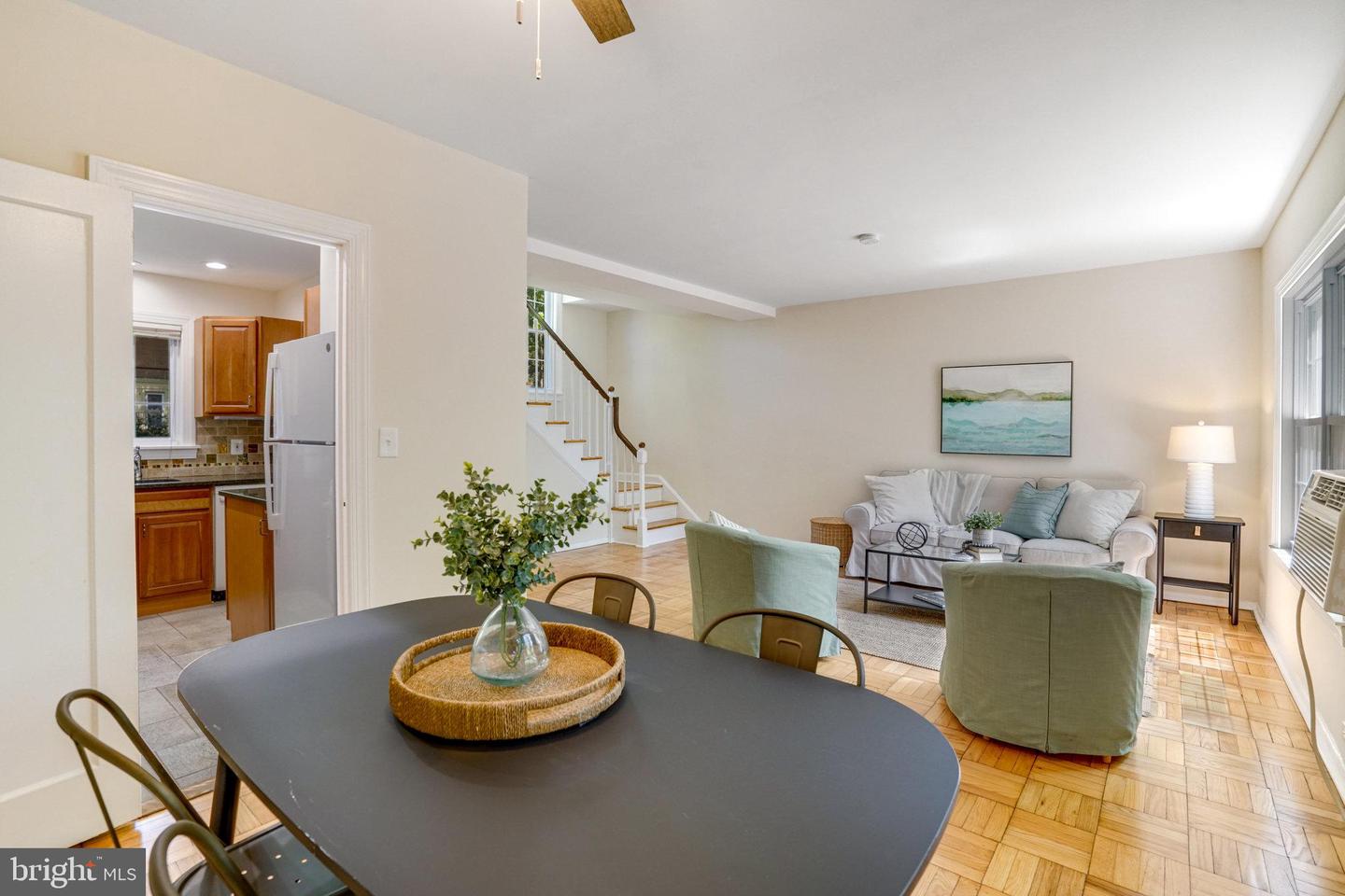 3736 GUNSTON RD, ALEXANDRIA, Virginia 22302, 2 Bedrooms Bedrooms, ,1 BathroomBathrooms,Residential,For sale,3736 GUNSTON RD,VAAX2044488 MLS # VAAX2044488