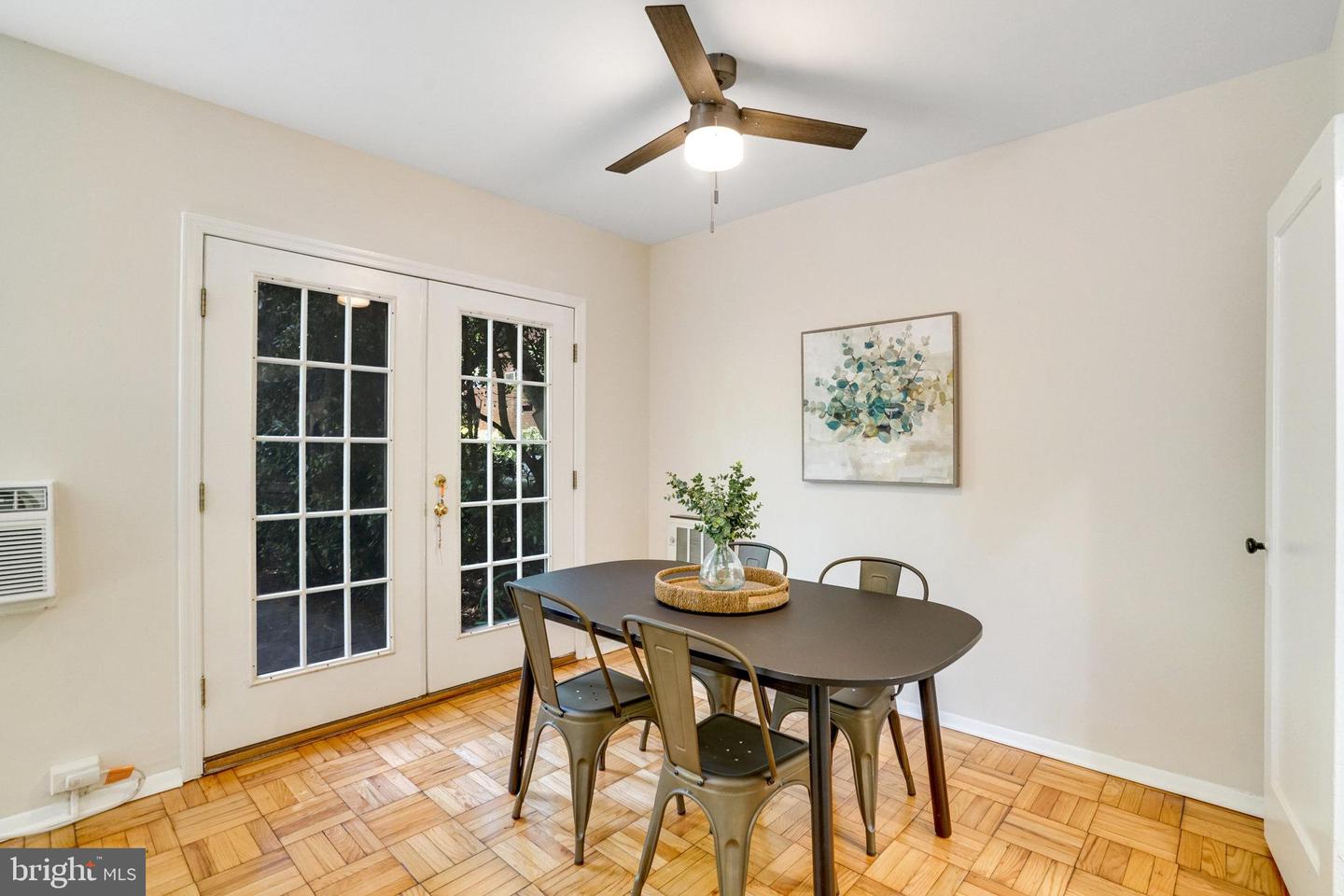 3736 GUNSTON RD, ALEXANDRIA, Virginia 22302, 2 Bedrooms Bedrooms, ,1 BathroomBathrooms,Residential,For sale,3736 GUNSTON RD,VAAX2044488 MLS # VAAX2044488
