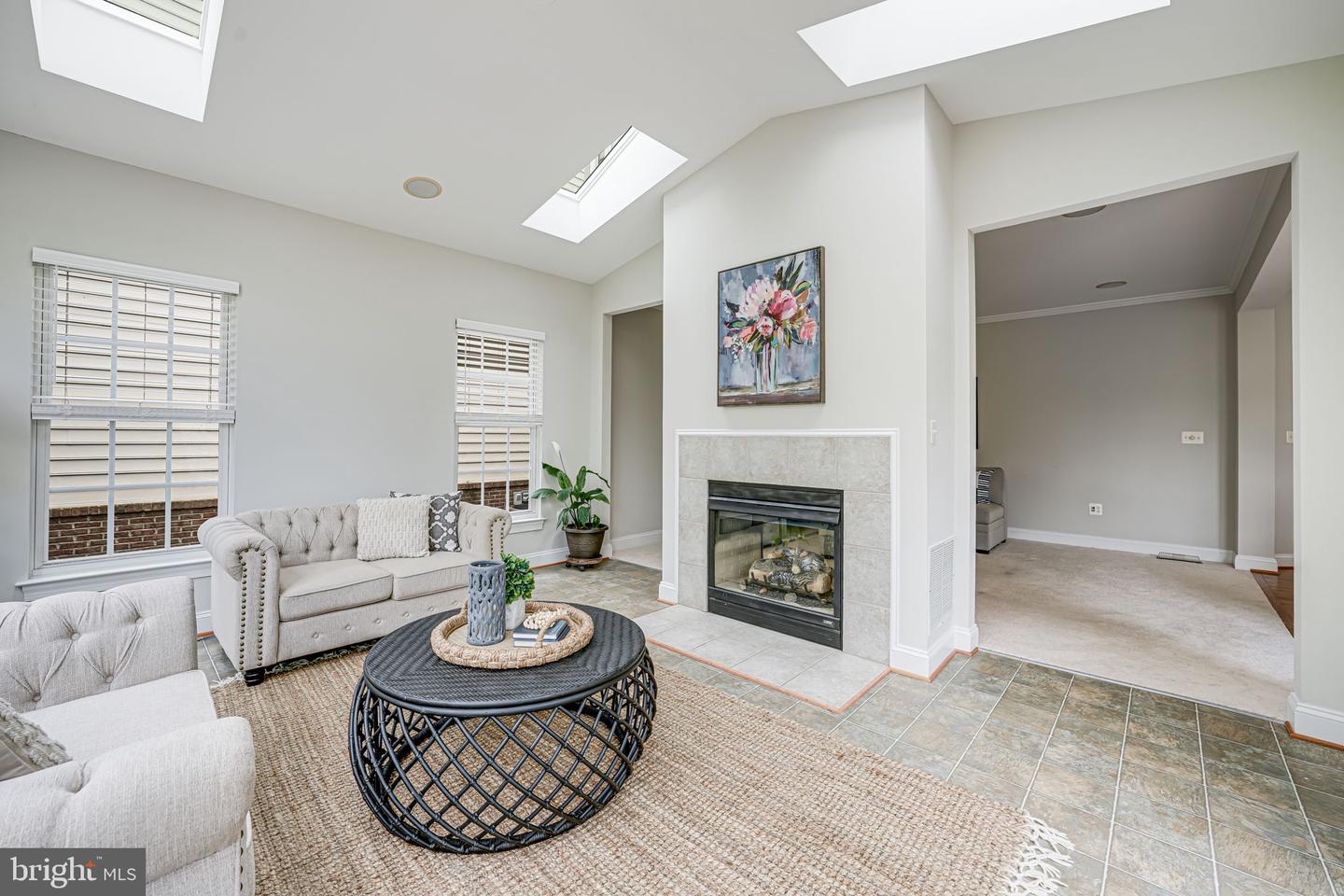6009 WAKE CREST CT, HAYMARKET, Virginia 20169, 4 Bedrooms Bedrooms, ,3 BathroomsBathrooms,Residential,For sale,6009 WAKE CREST CT,VAPW2092686 MLS # VAPW2092686