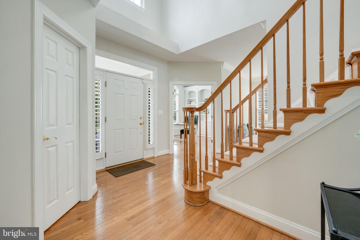 6009 WAKE CREST CT, HAYMARKET, Virginia 20169, 4 Bedrooms Bedrooms, ,3 BathroomsBathrooms,Residential,For sale,6009 WAKE CREST CT,VAPW2092686 MLS # VAPW2092686