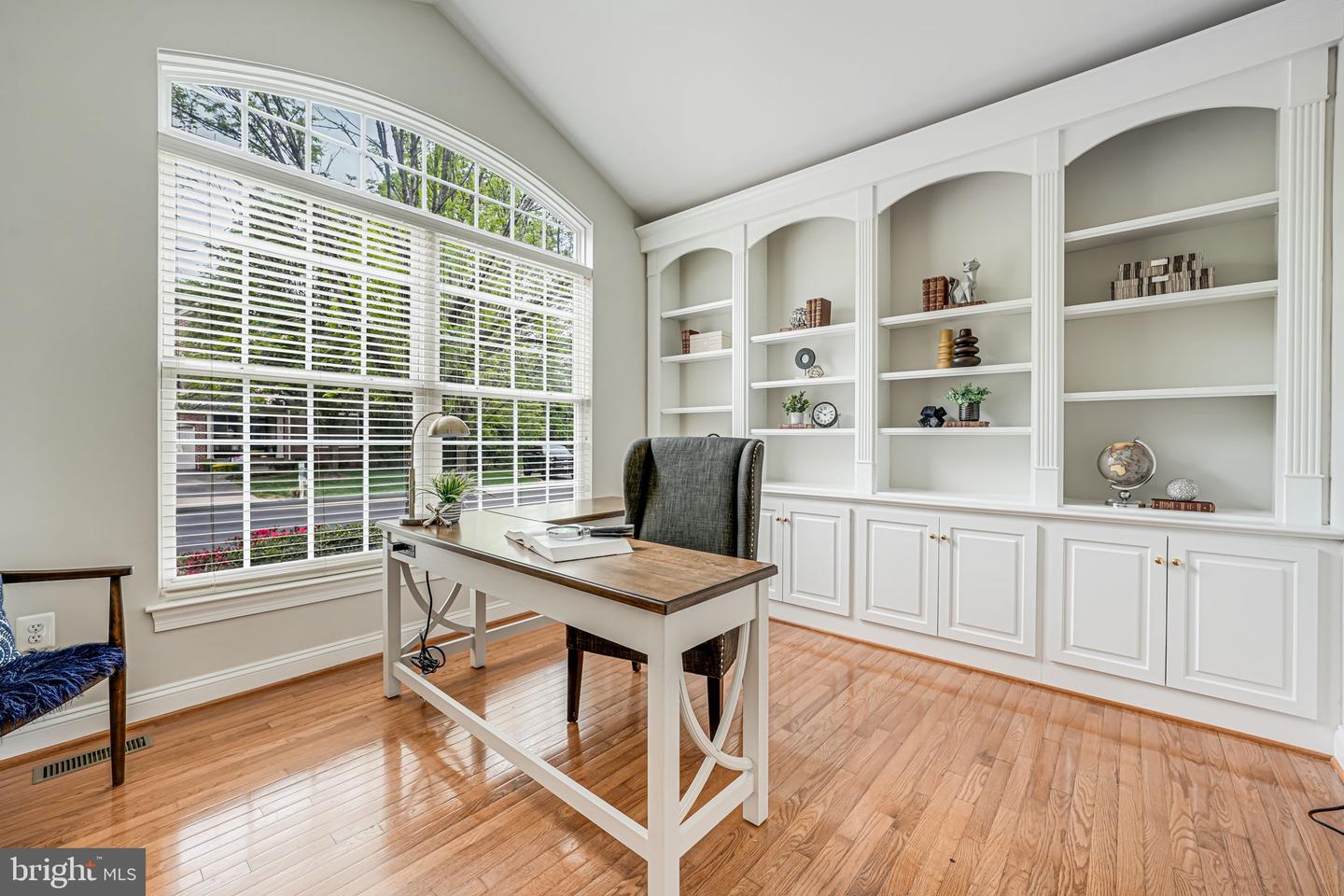 6009 WAKE CREST CT, HAYMARKET, Virginia 20169, 4 Bedrooms Bedrooms, ,3 BathroomsBathrooms,Residential,For sale,6009 WAKE CREST CT,VAPW2092686 MLS # VAPW2092686
