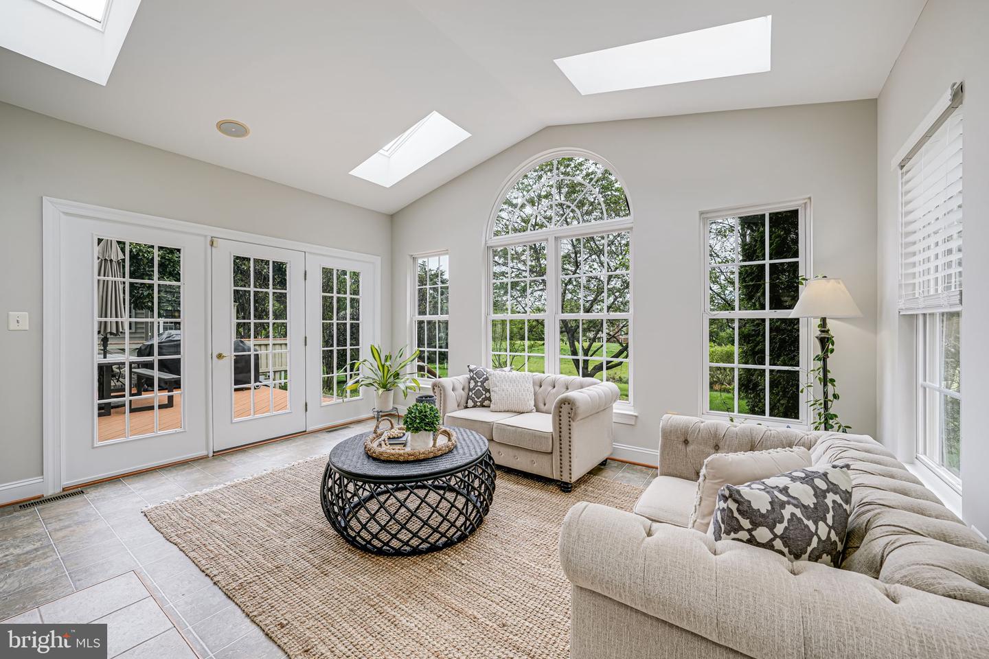 6009 WAKE CREST CT, HAYMARKET, Virginia 20169, 4 Bedrooms Bedrooms, ,3 BathroomsBathrooms,Residential,For sale,6009 WAKE CREST CT,VAPW2092686 MLS # VAPW2092686