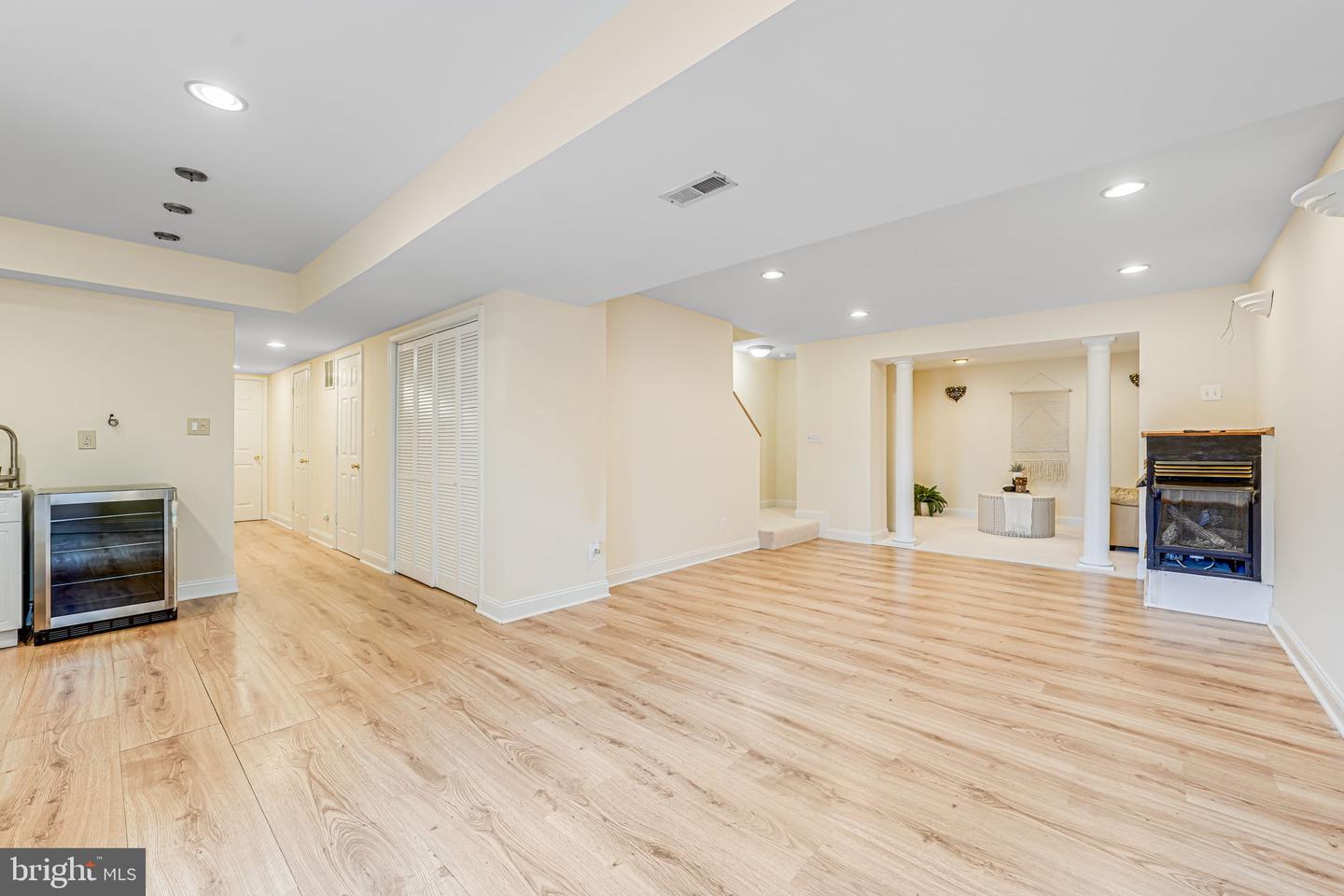 6009 WAKE CREST CT, HAYMARKET, Virginia 20169, 4 Bedrooms Bedrooms, ,3 BathroomsBathrooms,Residential,For sale,6009 WAKE CREST CT,VAPW2092686 MLS # VAPW2092686