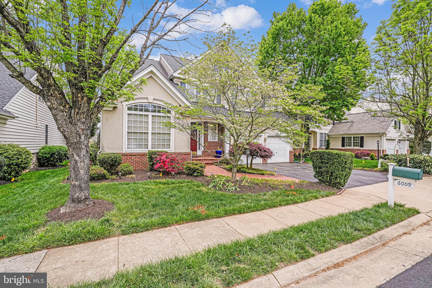 6009 WAKE CREST CT, HAYMARKET, Virginia 20169, 4 Bedrooms Bedrooms, ,3 BathroomsBathrooms,Residential,For sale,6009 WAKE CREST CT,VAPW2092686 MLS # VAPW2092686