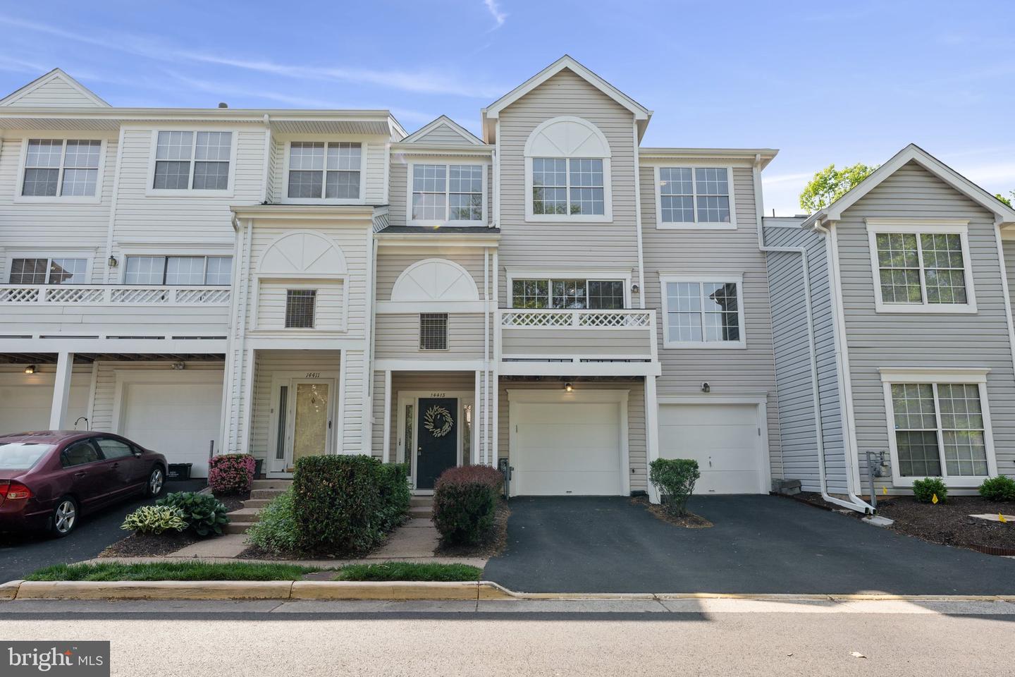 14413 GLENCREST CIR #111, CENTREVILLE, Virginia 20120, 3 Bedrooms Bedrooms, ,2 BathroomsBathrooms,Residential,For sale,14413 GLENCREST CIR #111,VAFX2236122 MLS # VAFX2236122