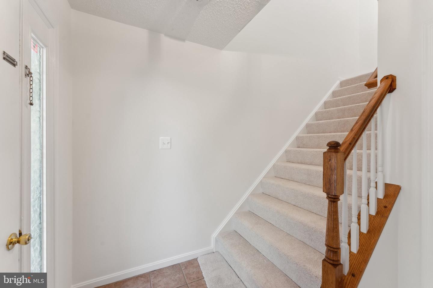 14413 GLENCREST CIR #111, CENTREVILLE, Virginia 20120, 3 Bedrooms Bedrooms, ,2 BathroomsBathrooms,Residential,For sale,14413 GLENCREST CIR #111,VAFX2236122 MLS # VAFX2236122
