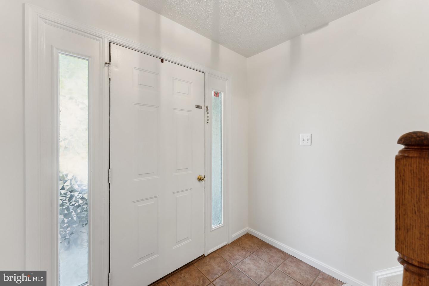 14413 GLENCREST CIR #111, CENTREVILLE, Virginia 20120, 3 Bedrooms Bedrooms, ,2 BathroomsBathrooms,Residential,For sale,14413 GLENCREST CIR #111,VAFX2236122 MLS # VAFX2236122