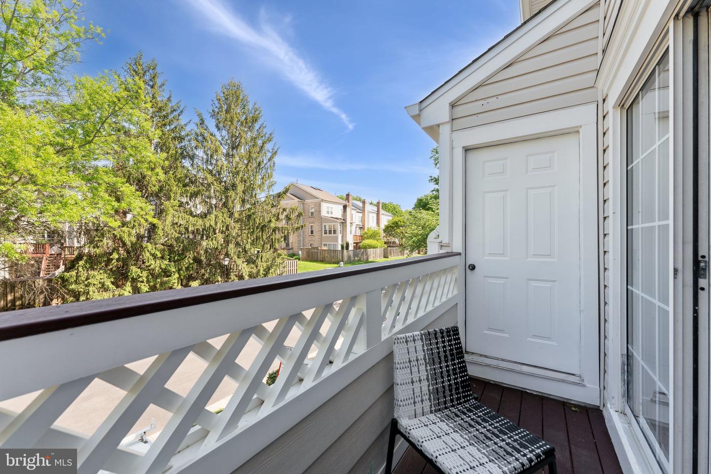 14413 GLENCREST CIR #111, CENTREVILLE, Virginia 20120, 3 Bedrooms Bedrooms, ,2 BathroomsBathrooms,Residential,For sale,14413 GLENCREST CIR #111,VAFX2236122 MLS # VAFX2236122