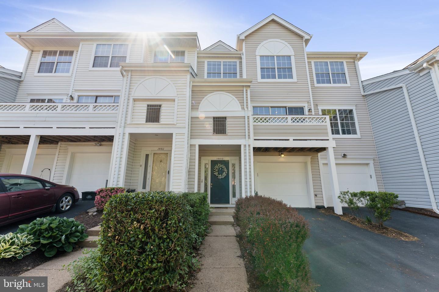 14413 GLENCREST CIR #111, CENTREVILLE, Virginia 20120, 3 Bedrooms Bedrooms, ,2 BathroomsBathrooms,Residential,For sale,14413 GLENCREST CIR #111,VAFX2236122 MLS # VAFX2236122