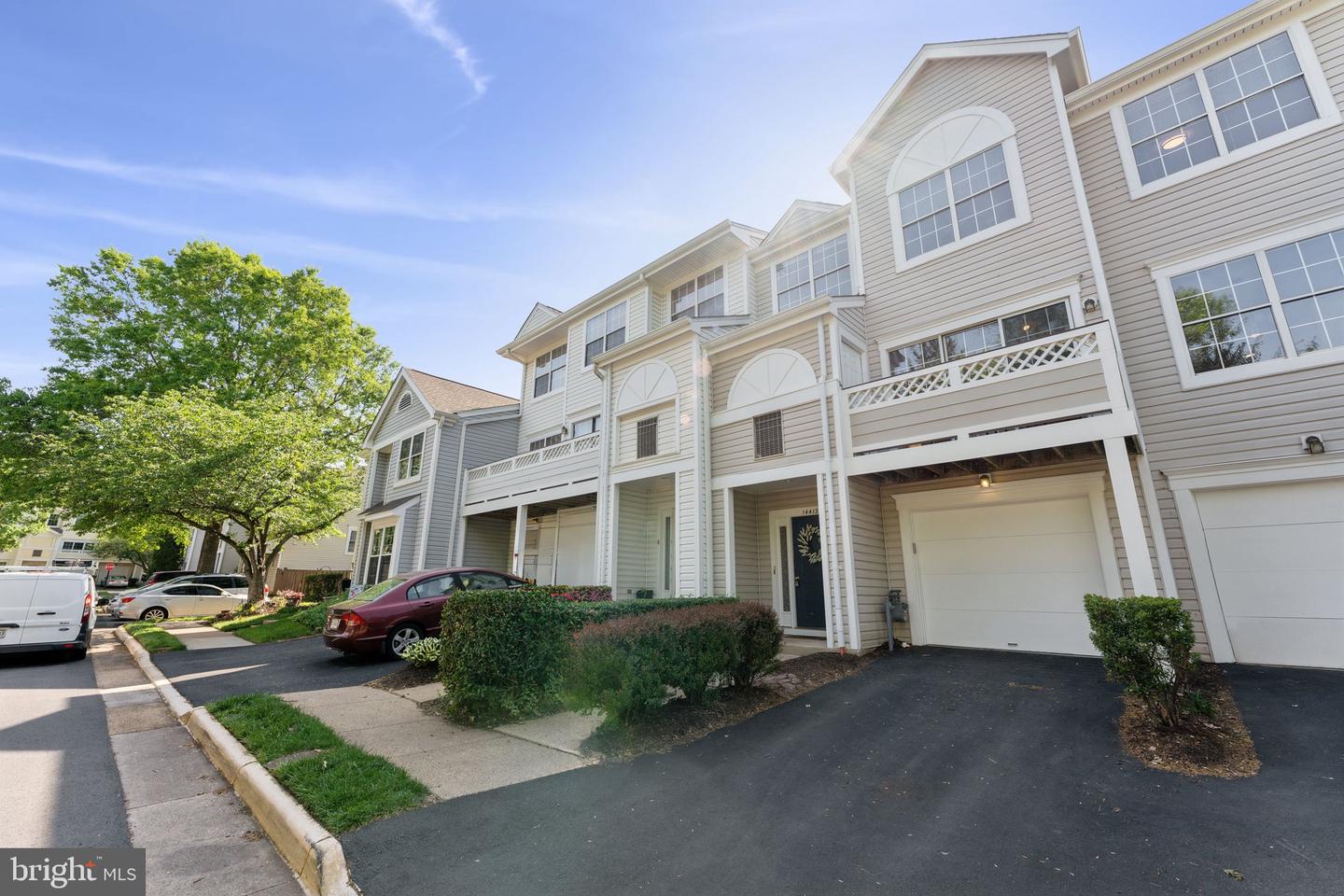 14413 GLENCREST CIR #111, CENTREVILLE, Virginia 20120, 3 Bedrooms Bedrooms, ,2 BathroomsBathrooms,Residential,For sale,14413 GLENCREST CIR #111,VAFX2236122 MLS # VAFX2236122