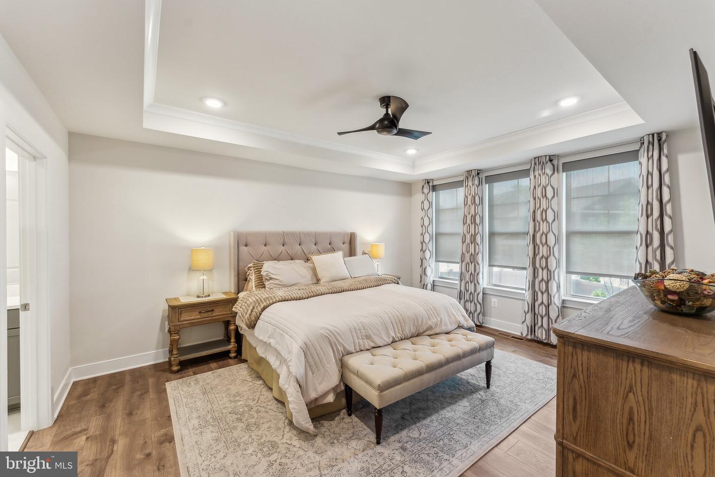 3888 HILLVIEW CT, ALEXANDRIA, Virginia 22310, 5 Bedrooms Bedrooms, ,4 BathroomsBathrooms,Residential,For sale,3888 HILLVIEW CT,VAFX2236124 MLS # VAFX2236124