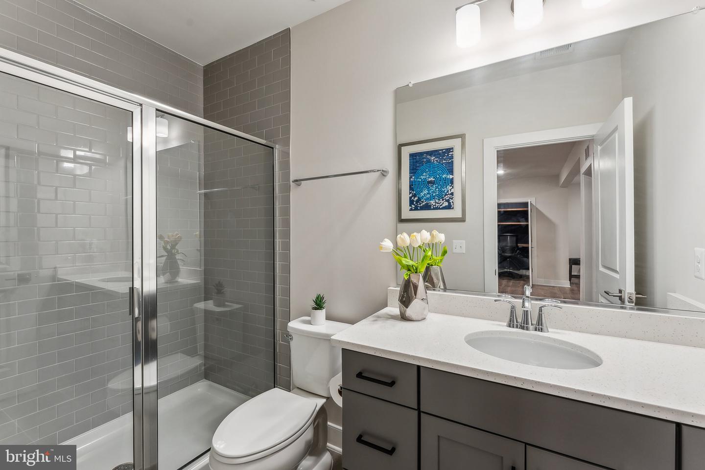 3888 HILLVIEW CT, ALEXANDRIA, Virginia 22310, 5 Bedrooms Bedrooms, ,4 BathroomsBathrooms,Residential,For sale,3888 HILLVIEW CT,VAFX2236124 MLS # VAFX2236124