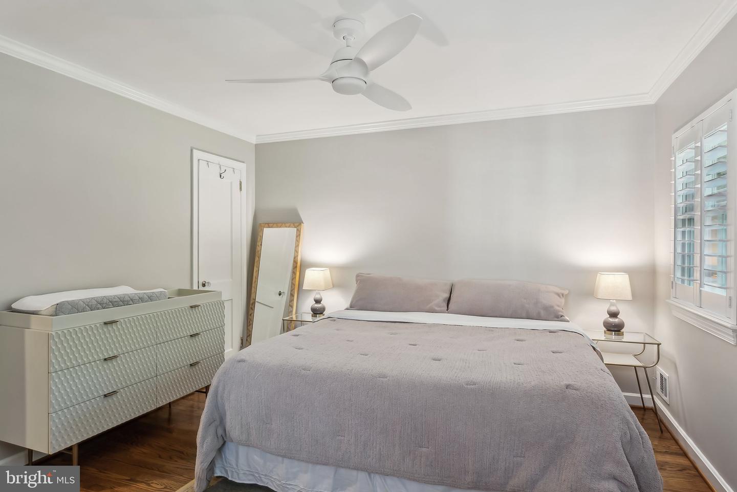 13 E MASON AVE, ALEXANDRIA, Virginia 22301, 2 Bedrooms Bedrooms, ,2 BathroomsBathrooms,Residential,For sale,13 E MASON AVE,VAAX2044486 MLS # VAAX2044486