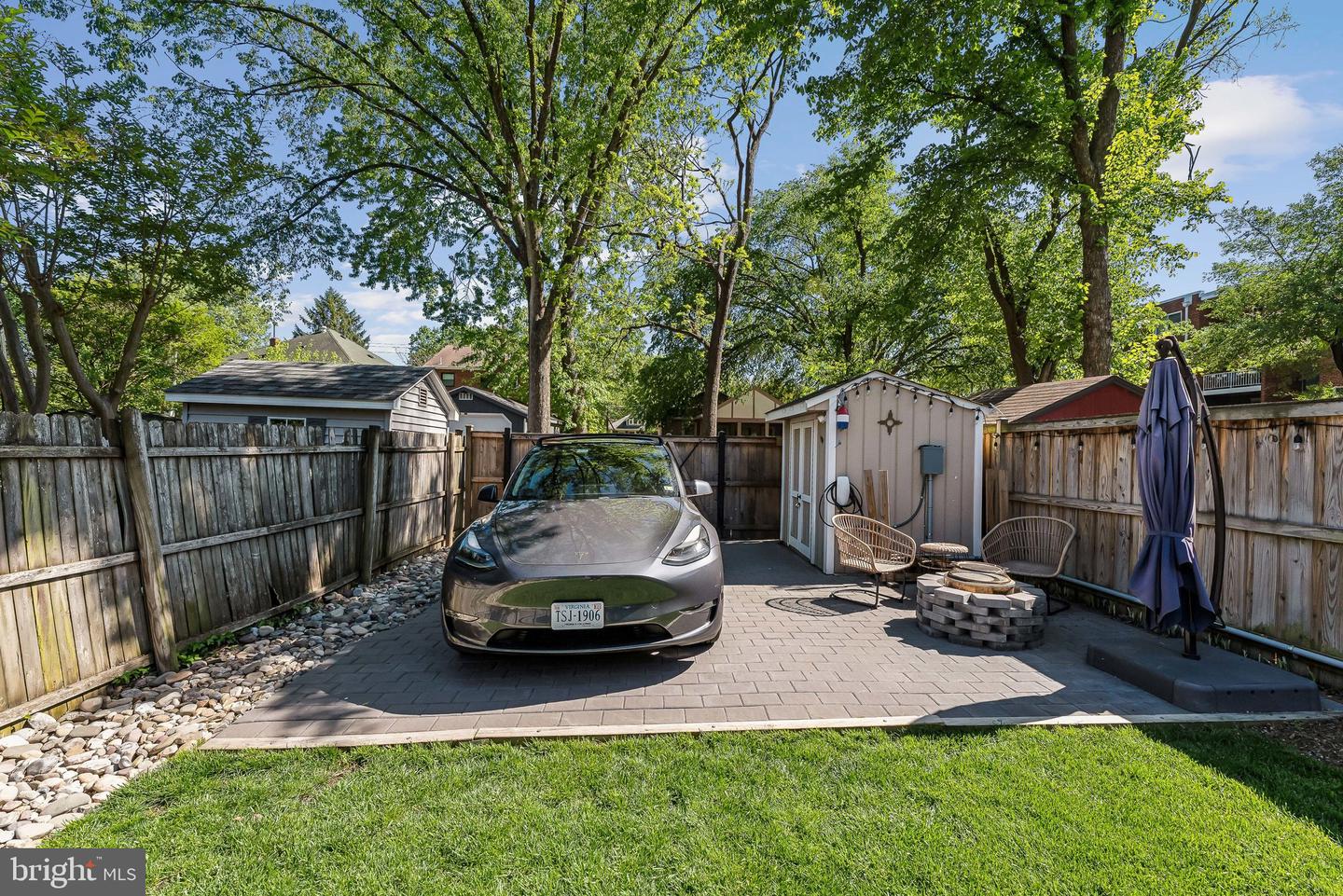 13 E MASON AVE, ALEXANDRIA, Virginia 22301, 2 Bedrooms Bedrooms, ,2 BathroomsBathrooms,Residential,For sale,13 E MASON AVE,VAAX2044486 MLS # VAAX2044486