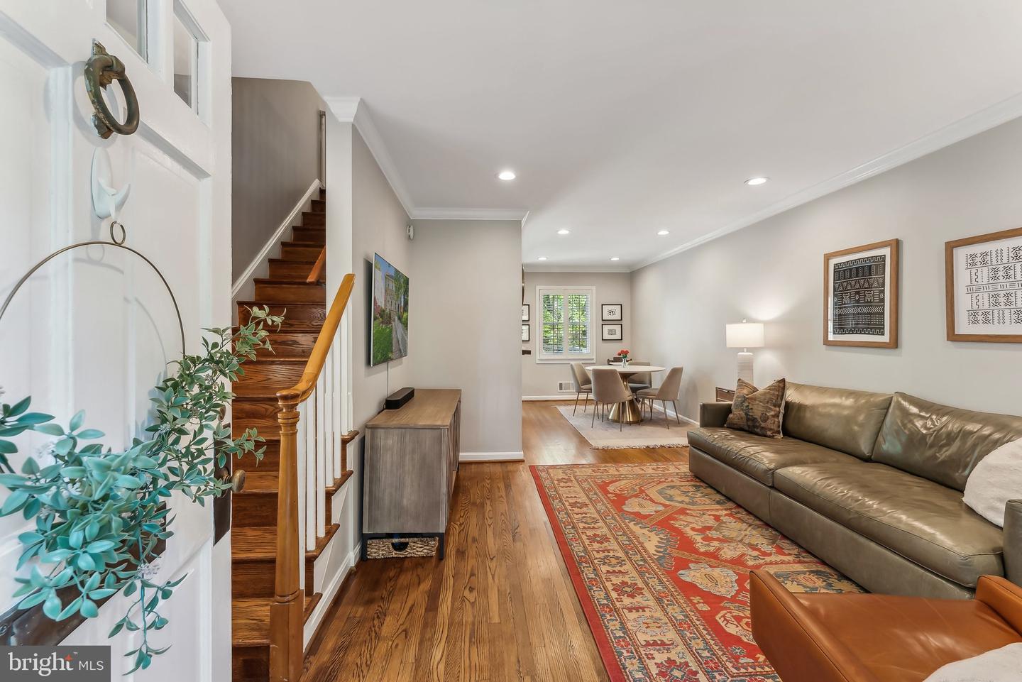 13 E MASON AVE, ALEXANDRIA, Virginia 22301, 2 Bedrooms Bedrooms, ,2 BathroomsBathrooms,Residential,For sale,13 E MASON AVE,VAAX2044486 MLS # VAAX2044486