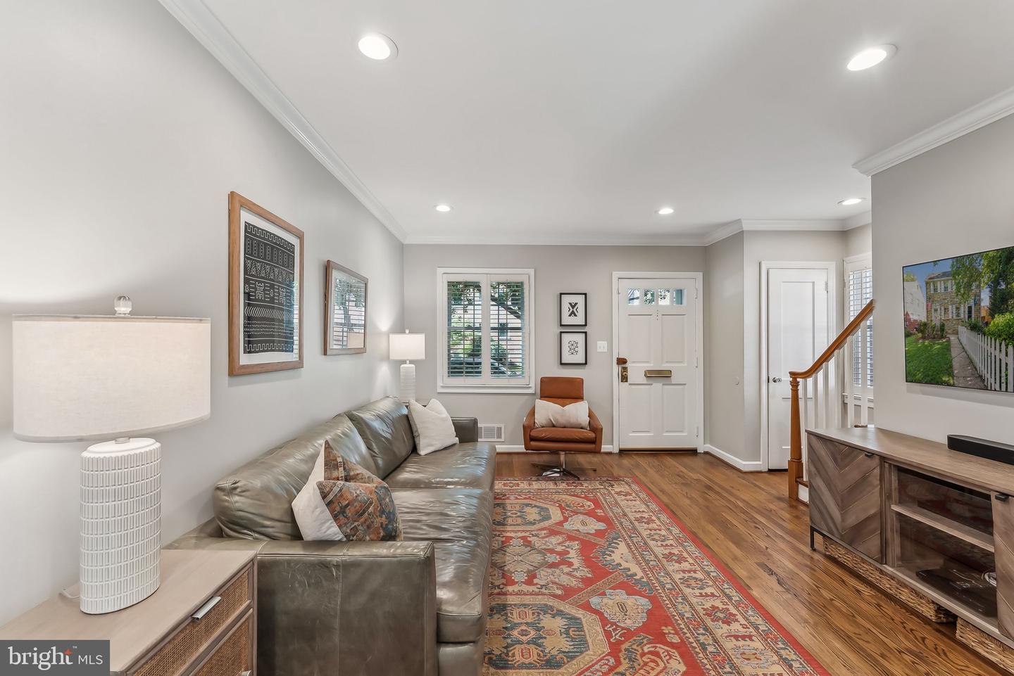 13 E MASON AVE, ALEXANDRIA, Virginia 22301, 2 Bedrooms Bedrooms, ,2 BathroomsBathrooms,Residential,For sale,13 E MASON AVE,VAAX2044486 MLS # VAAX2044486