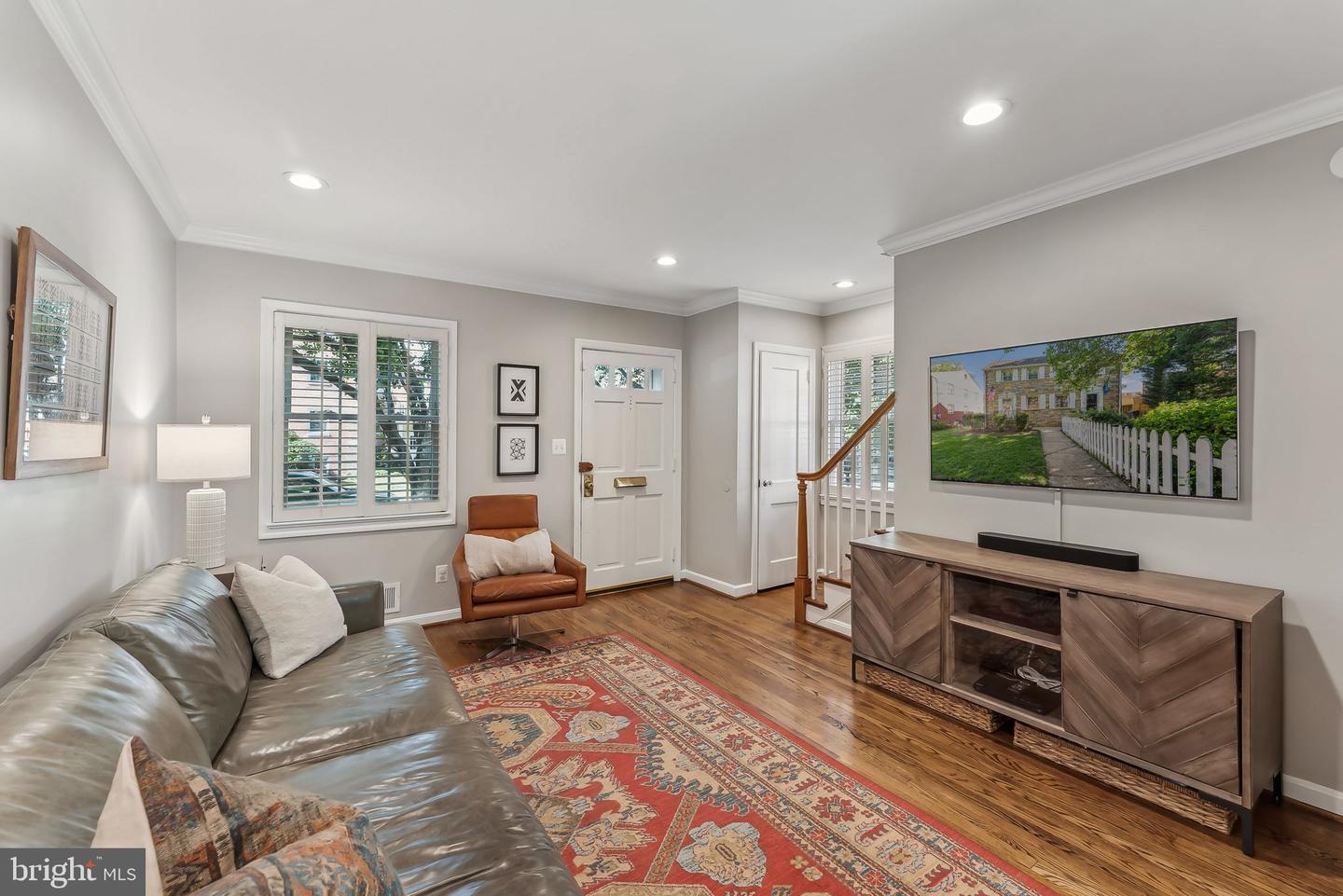 13 E MASON AVE, ALEXANDRIA, Virginia 22301, 2 Bedrooms Bedrooms, ,2 BathroomsBathrooms,Residential,For sale,13 E MASON AVE,VAAX2044486 MLS # VAAX2044486