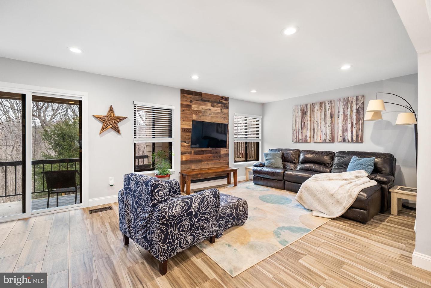11512 HEARTHSTONE CT, RESTON, Virginia 20191, 4 Bedrooms Bedrooms, ,3 BathroomsBathrooms,Residential,For sale,11512 HEARTHSTONE CT,VAFX2236144 MLS # VAFX2236144