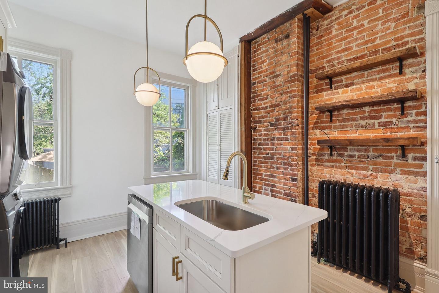 409 SOUTH CAROLINA AVE SE, WASHINGTON, District Of Columbia 20003, 4 Bedrooms Bedrooms, 3 Rooms Rooms,2 BathroomsBathrooms,Residential,For sale,409 SOUTH CAROLINA AVE SE,DCDC2197172 MLS # DCDC2197172