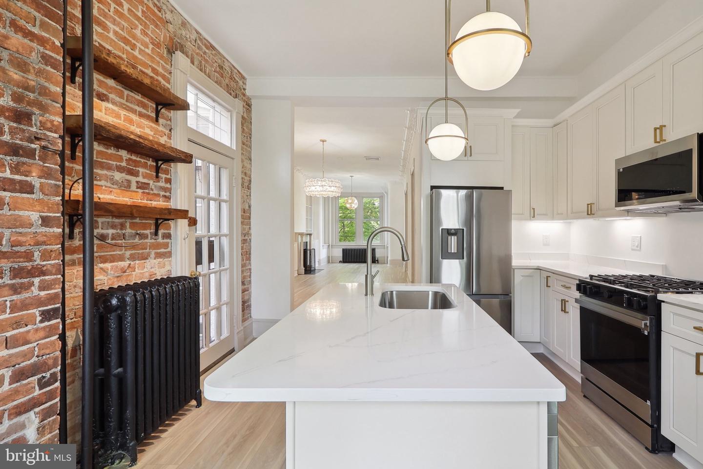 409 SOUTH CAROLINA AVE SE, WASHINGTON, District Of Columbia 20003, 4 Bedrooms Bedrooms, 3 Rooms Rooms,2 BathroomsBathrooms,Residential,For sale,409 SOUTH CAROLINA AVE SE,DCDC2197172 MLS # DCDC2197172