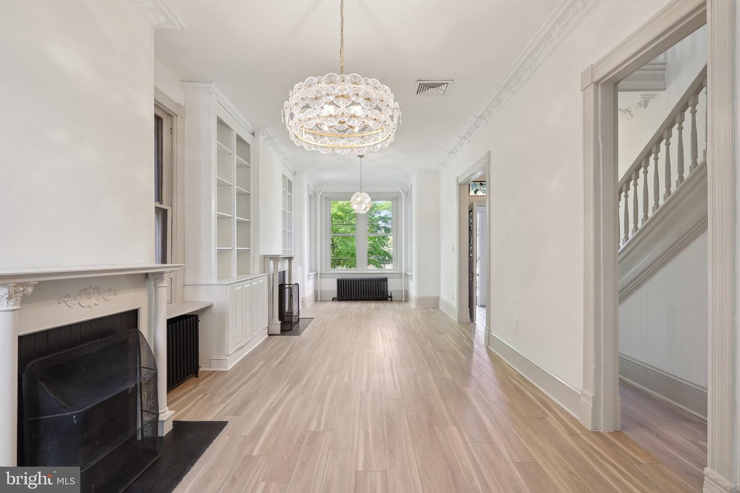 409 SOUTH CAROLINA AVE SE, WASHINGTON, District Of Columbia 20003, 4 Bedrooms Bedrooms, 3 Rooms Rooms,2 BathroomsBathrooms,Residential,For sale,409 SOUTH CAROLINA AVE SE,DCDC2197172 MLS # DCDC2197172