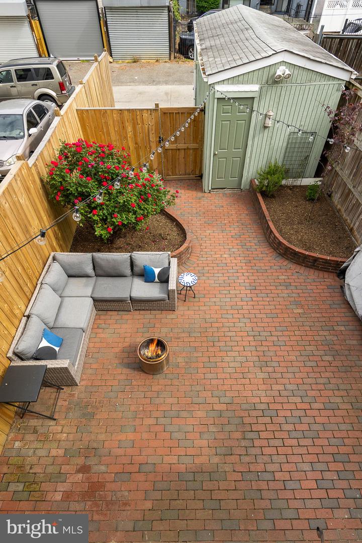 1314 L ST SE, WASHINGTON, District Of Columbia 20003, 3 Bedrooms Bedrooms, ,2 BathroomsBathrooms,Residential,For sale,1314 L ST SE,DCDC2197202 MLS # DCDC2197202