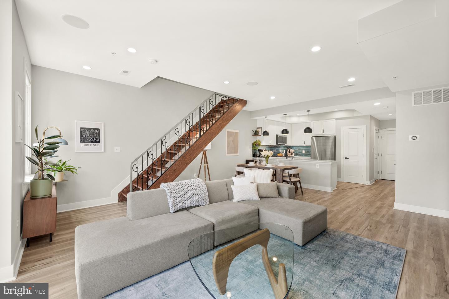 1912 8TH ST NW #D, WASHINGTON, District Of Columbia 20001, 2 Bedrooms Bedrooms, ,2 BathroomsBathrooms,Residential,For sale,1912 8TH ST NW #D,DCDC2197110 MLS # DCDC2197110