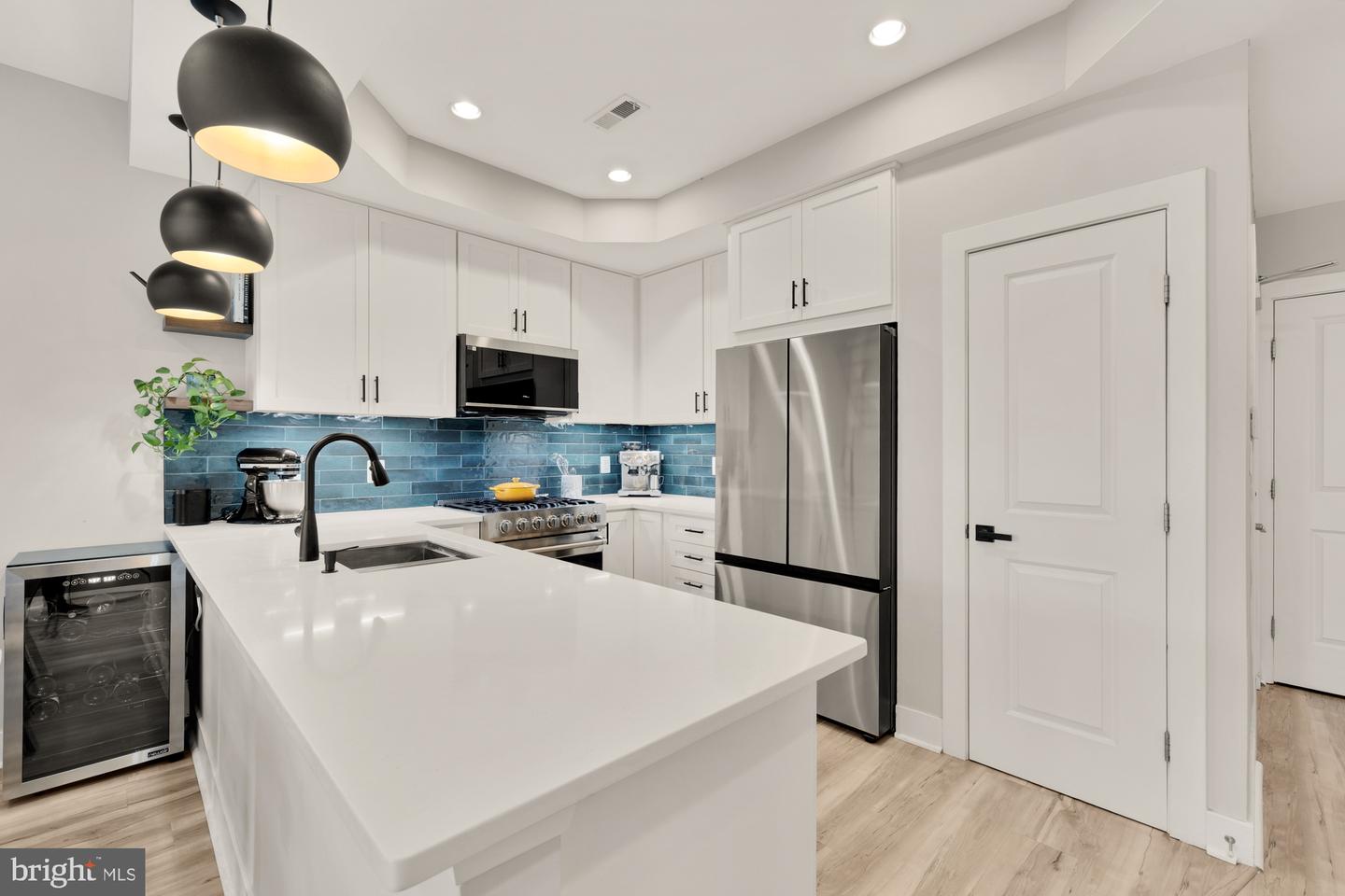 1912 8TH ST NW #D, WASHINGTON, District Of Columbia 20001, 2 Bedrooms Bedrooms, ,2 BathroomsBathrooms,Residential,For sale,1912 8TH ST NW #D,DCDC2197110 MLS # DCDC2197110