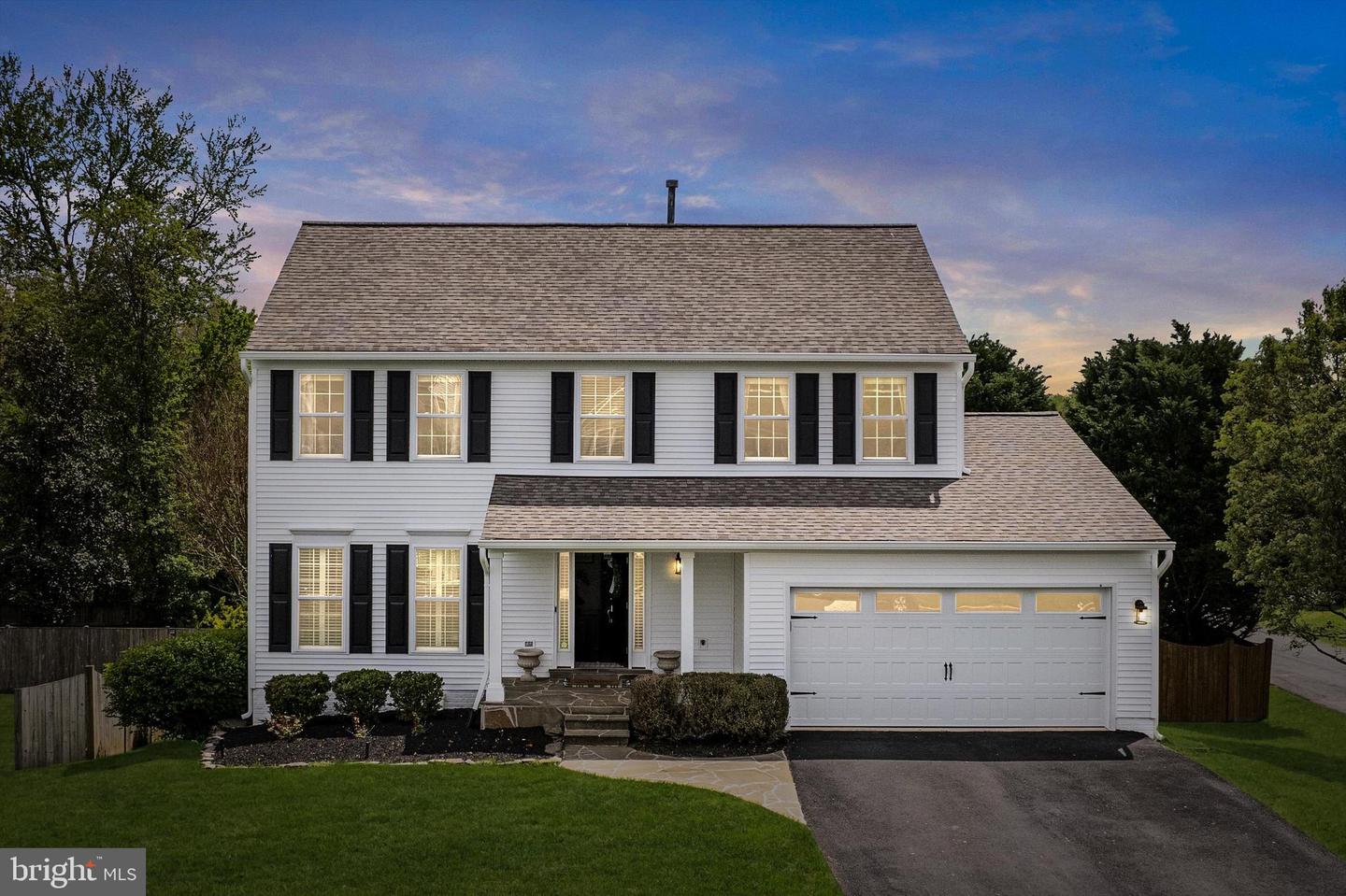 6919 SHARPSBURG DR, CENTREVILLE, Virginia 20121, 5 Bedrooms Bedrooms, ,3 BathroomsBathrooms,Residential,For sale,6919 SHARPSBURG DR,VAFX2236210 MLS # VAFX2236210