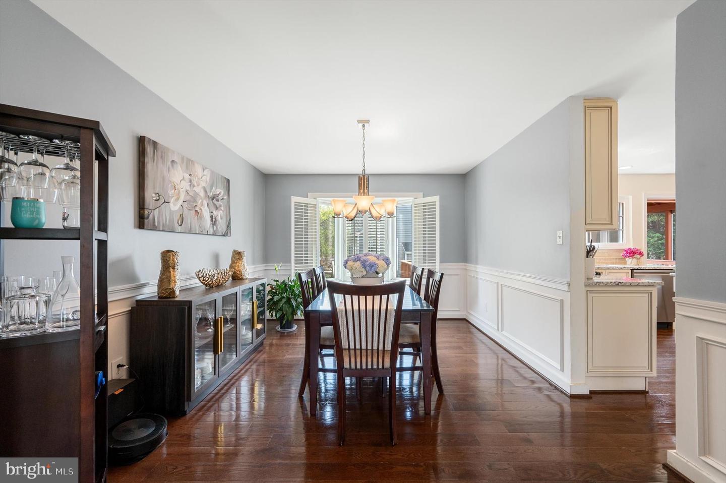 6919 SHARPSBURG DR, CENTREVILLE, Virginia 20121, 5 Bedrooms Bedrooms, ,3 BathroomsBathrooms,Residential,For sale,6919 SHARPSBURG DR,VAFX2236210 MLS # VAFX2236210