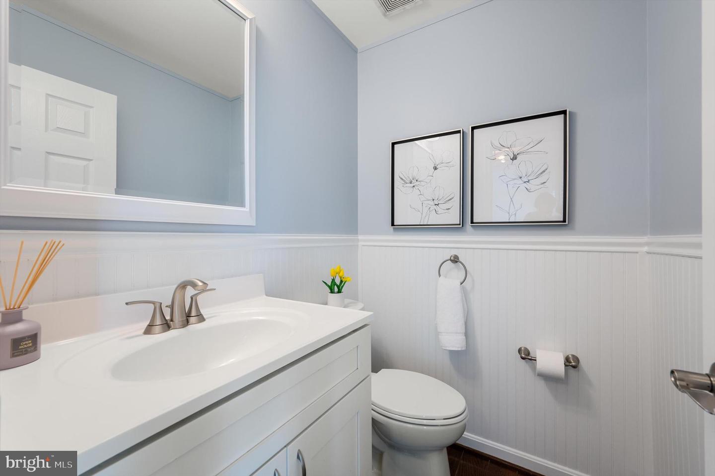 6919 SHARPSBURG DR, CENTREVILLE, Virginia 20121, 5 Bedrooms Bedrooms, ,3 BathroomsBathrooms,Residential,For sale,6919 SHARPSBURG DR,VAFX2236210 MLS # VAFX2236210
