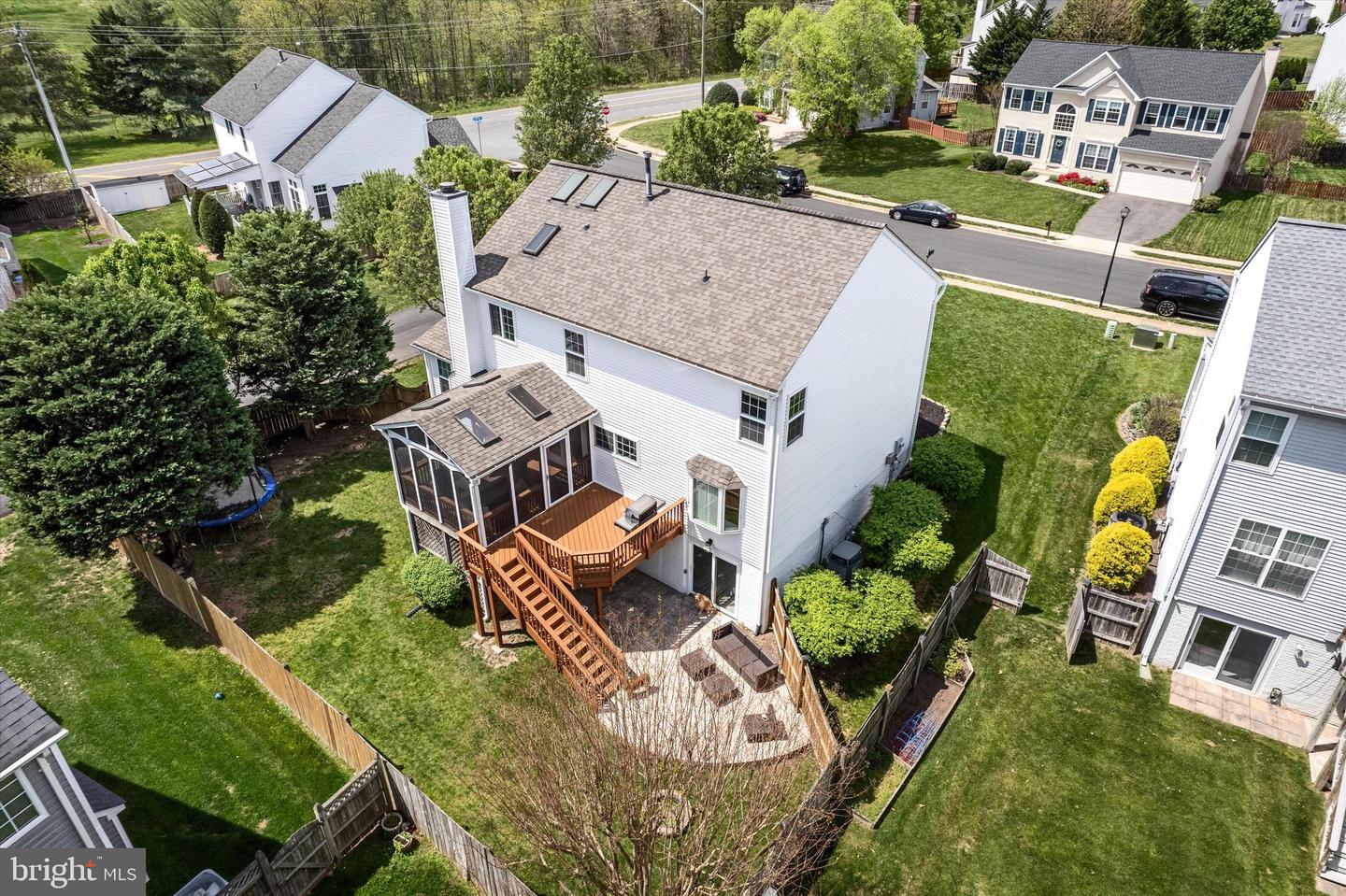 6919 SHARPSBURG DR, CENTREVILLE, Virginia 20121, 5 Bedrooms Bedrooms, ,3 BathroomsBathrooms,Residential,For sale,6919 SHARPSBURG DR,VAFX2236210 MLS # VAFX2236210