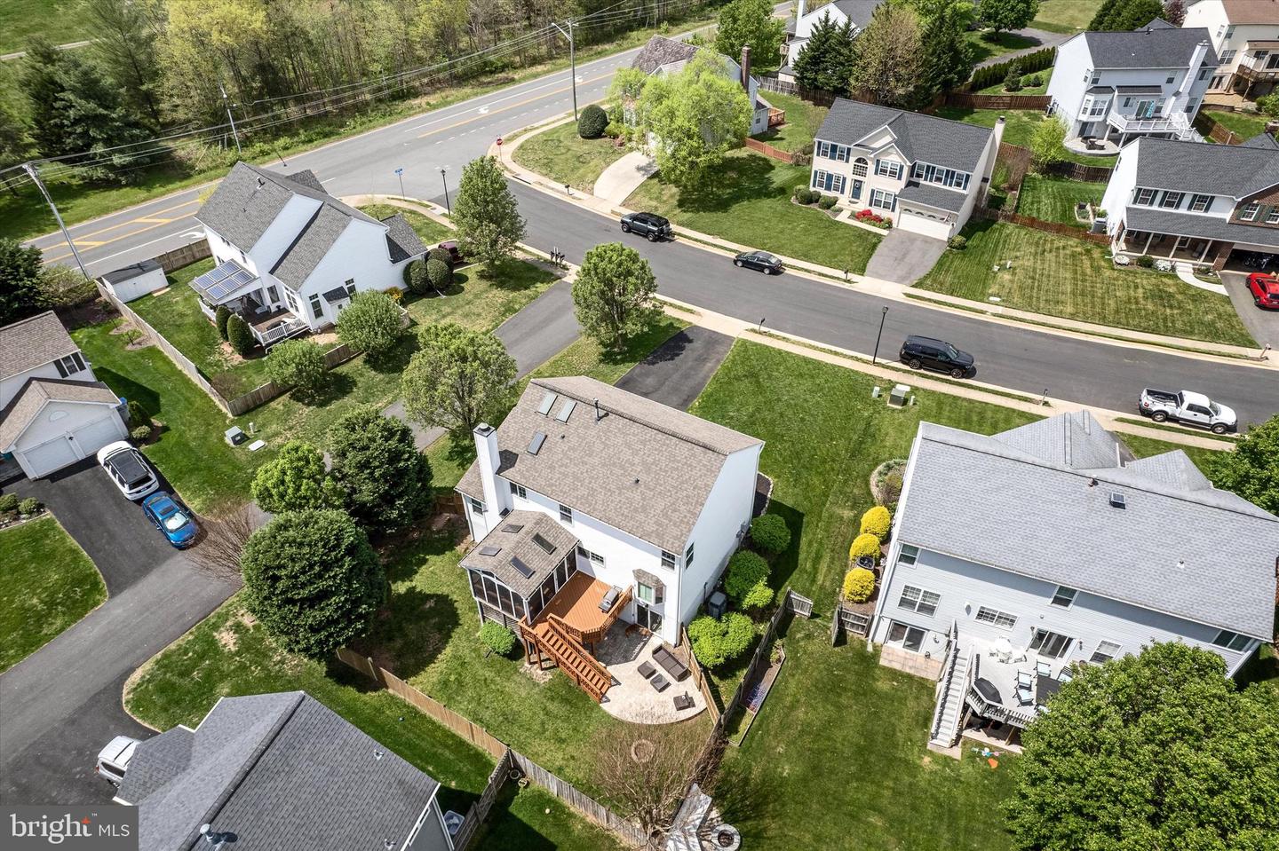 6919 SHARPSBURG DR, CENTREVILLE, Virginia 20121, 5 Bedrooms Bedrooms, ,3 BathroomsBathrooms,Residential,For sale,6919 SHARPSBURG DR,VAFX2236210 MLS # VAFX2236210