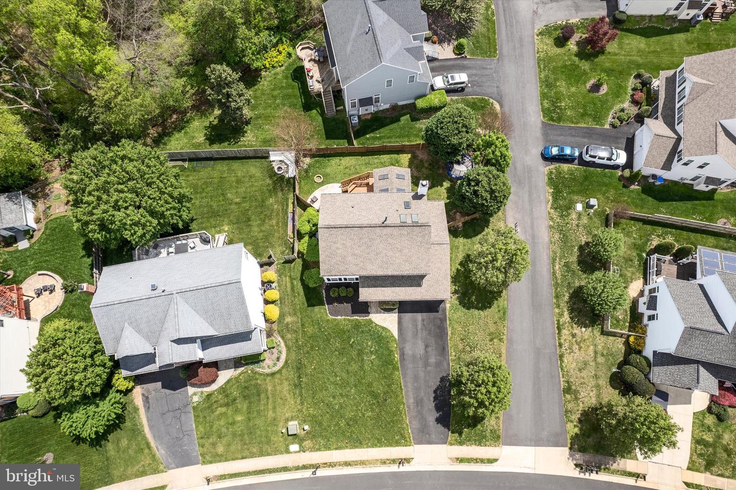 6919 SHARPSBURG DR, CENTREVILLE, Virginia 20121, 5 Bedrooms Bedrooms, ,3 BathroomsBathrooms,Residential,For sale,6919 SHARPSBURG DR,VAFX2236210 MLS # VAFX2236210