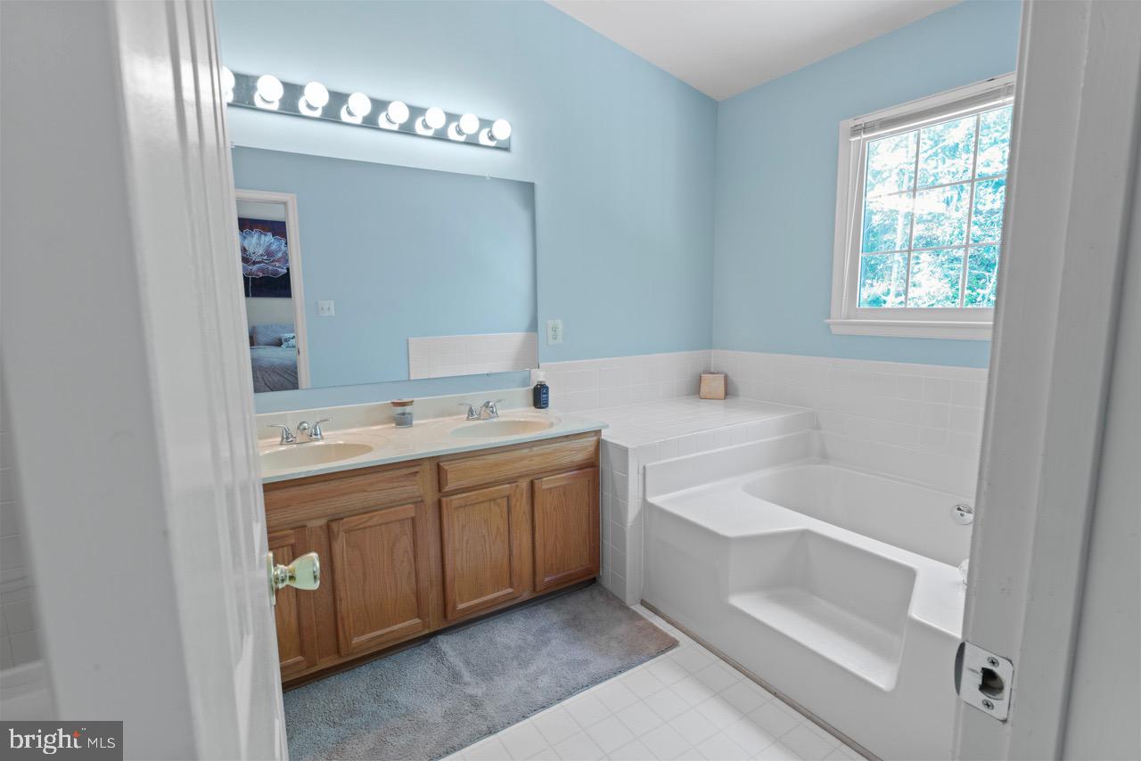 208 FAIR OAKS AVE, STAFFORD, Virginia 22554, 3 Bedrooms Bedrooms, ,2 BathroomsBathrooms,Residential,For sale,208 FAIR OAKS AVE,VAST2038148 MLS # VAST2038148