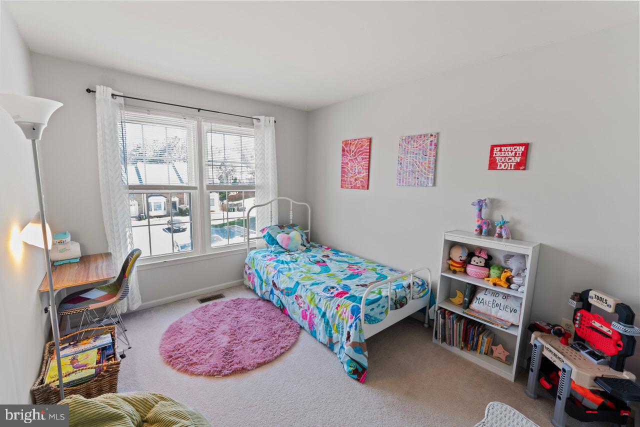 208 FAIR OAKS AVE, STAFFORD, Virginia 22554, 3 Bedrooms Bedrooms, ,2 BathroomsBathrooms,Residential,For sale,208 FAIR OAKS AVE,VAST2038148 MLS # VAST2038148