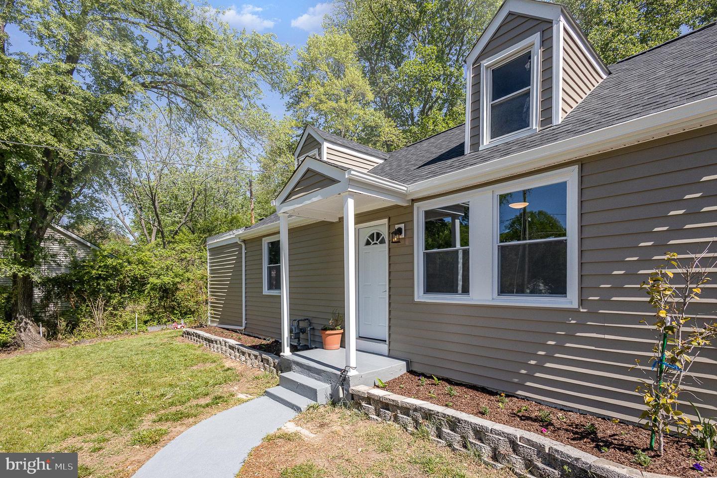 17495 TRIPOLI BLVD, DUMFRIES, Virginia 22026, 4 Bedrooms Bedrooms, ,2 BathroomsBathrooms,Residential,For sale,17495 TRIPOLI BLVD,VAPW2092784 MLS # VAPW2092784