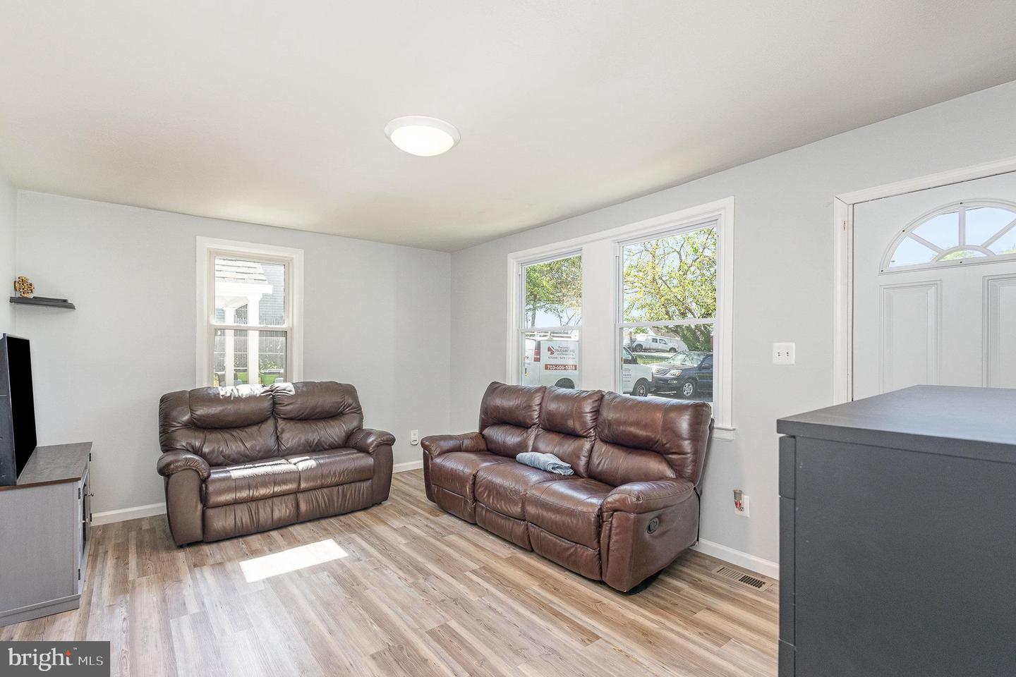 17495 TRIPOLI BLVD, DUMFRIES, Virginia 22026, 4 Bedrooms Bedrooms, ,2 BathroomsBathrooms,Residential,For sale,17495 TRIPOLI BLVD,VAPW2092784 MLS # VAPW2092784
