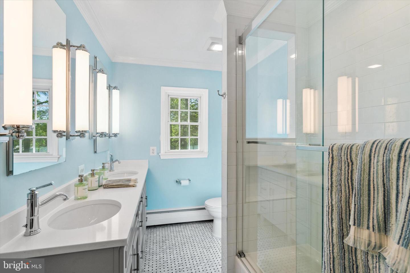 4019 PINE BROOK RD, ALEXANDRIA, Virginia 22310, 4 Bedrooms Bedrooms, ,2 BathroomsBathrooms,Residential,For sale,4019 PINE BROOK RD,VAFX2236288 MLS # VAFX2236288