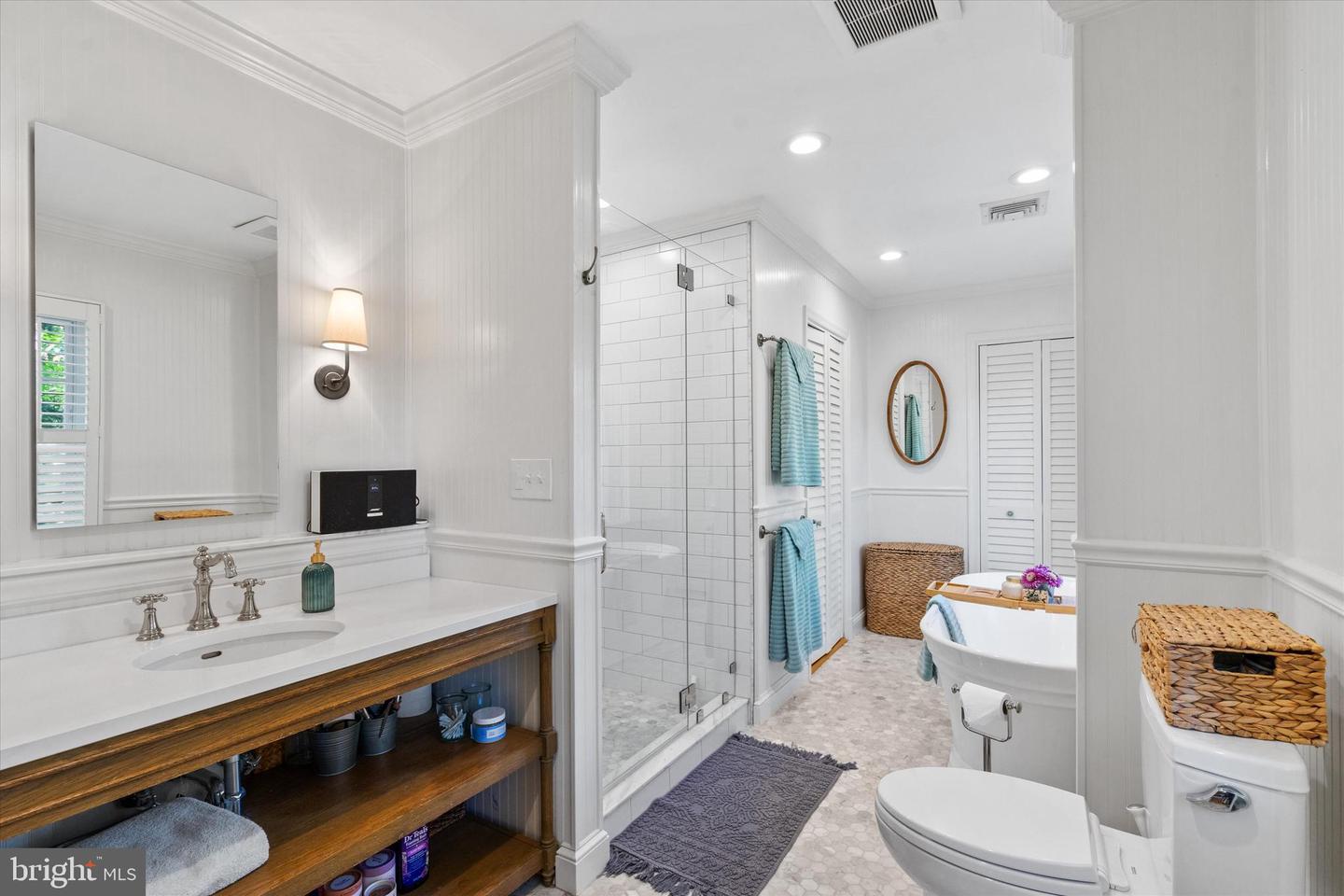 4019 PINE BROOK RD, ALEXANDRIA, Virginia 22310, 4 Bedrooms Bedrooms, ,2 BathroomsBathrooms,Residential,For sale,4019 PINE BROOK RD,VAFX2236288 MLS # VAFX2236288