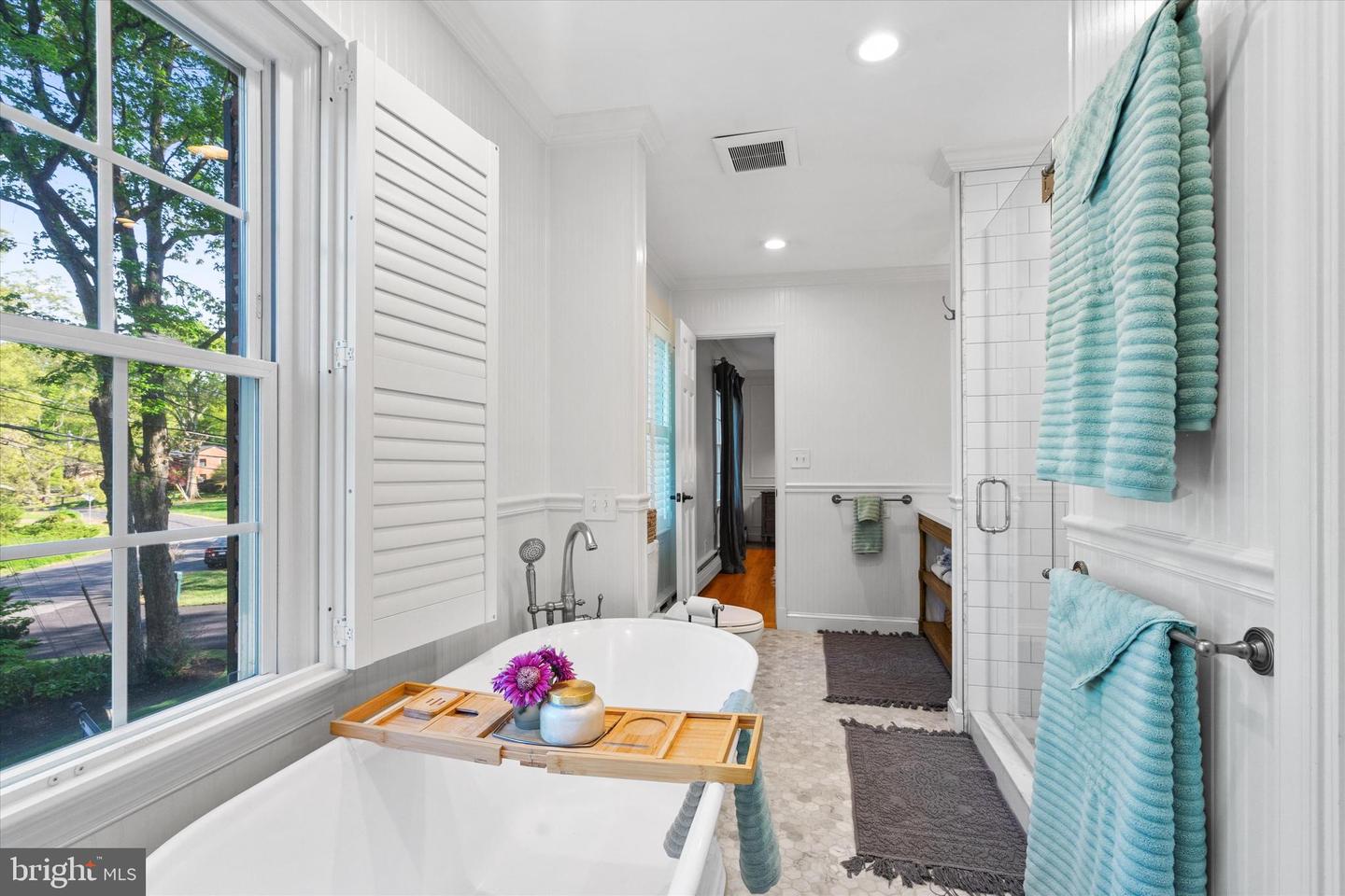 4019 PINE BROOK RD, ALEXANDRIA, Virginia 22310, 4 Bedrooms Bedrooms, ,2 BathroomsBathrooms,Residential,For sale,4019 PINE BROOK RD,VAFX2236288 MLS # VAFX2236288