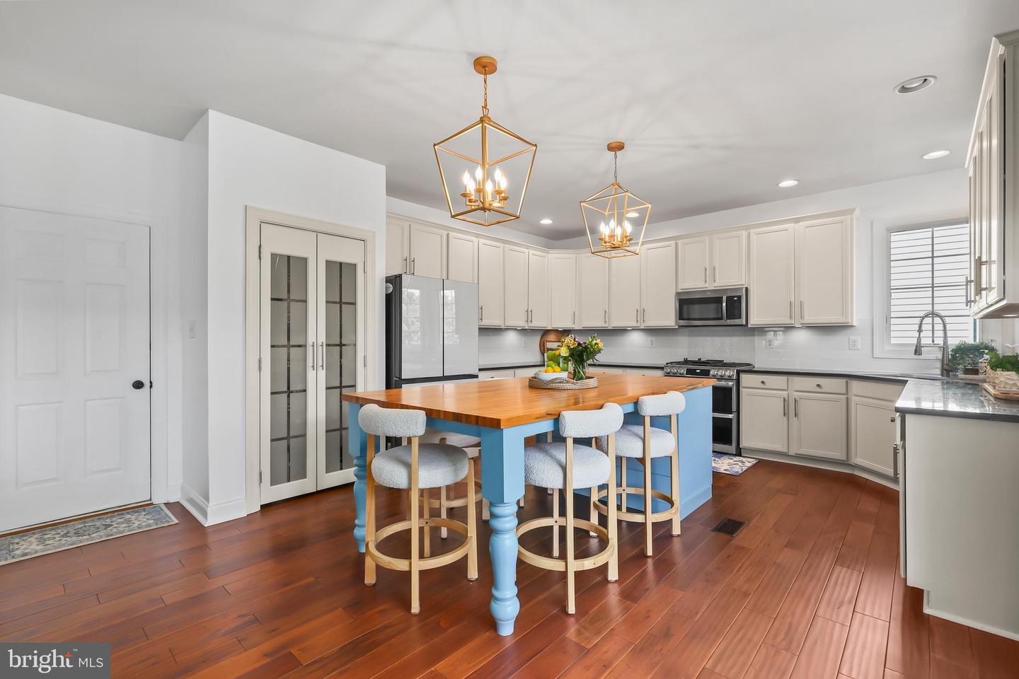 5627 SHOAL CREEK DR, HAYMARKET, Virginia 20169, 5 Bedrooms Bedrooms, ,3 BathroomsBathrooms,Residential,For sale,5627 SHOAL CREEK DR,VAPW2092818 MLS # VAPW2092818