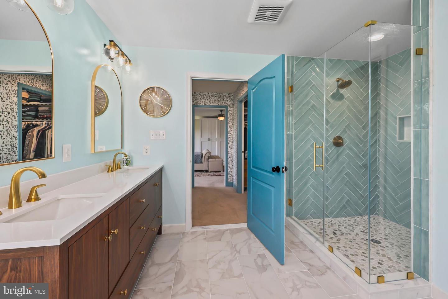 5627 SHOAL CREEK DR, HAYMARKET, Virginia 20169, 5 Bedrooms Bedrooms, ,3 BathroomsBathrooms,Residential,For sale,5627 SHOAL CREEK DR,VAPW2092818 MLS # VAPW2092818