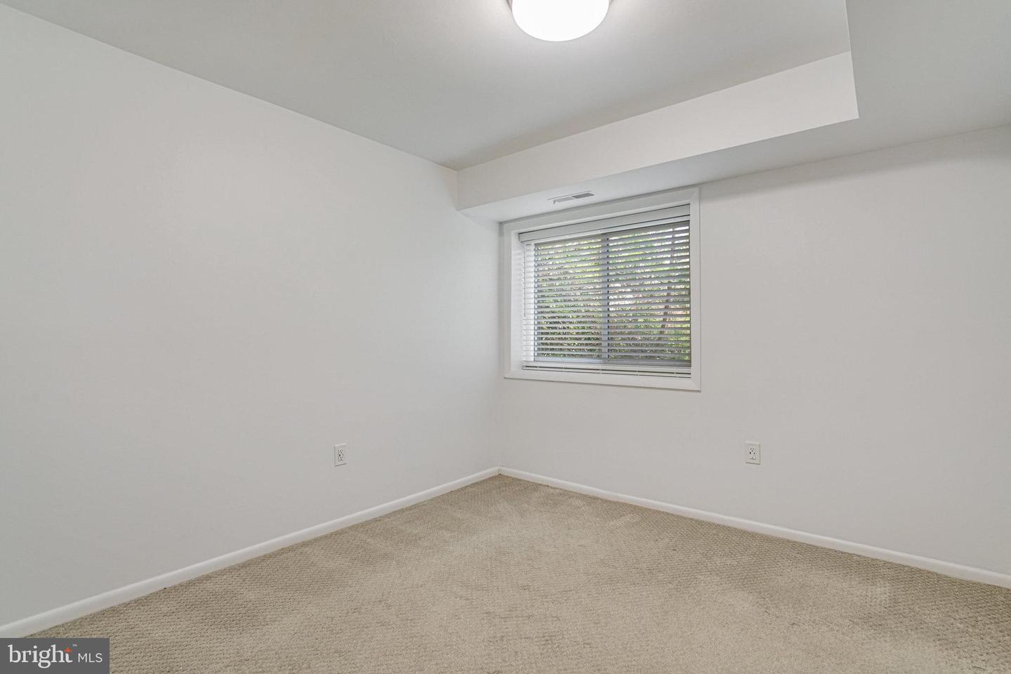 3330 S 28TH ST #203, ALEXANDRIA, Virginia 22302, 2 Bedrooms Bedrooms, ,1 BathroomBathrooms,Residential,For sale,3330 S 28TH ST #203,VAAX2044544 MLS # VAAX2044544